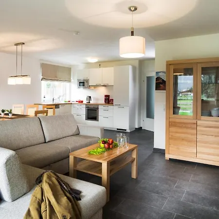 Awesome In With Wifi And 3 Bedrooms 2 Apartmán *